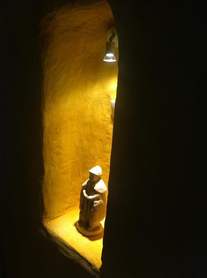 Bed and Breakfast Troglodyte Loft Thoré-la-Rochette Esterno foto